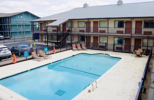 Central Oklahoma City Hotel | Meridian Inn Oklahoma City Airport