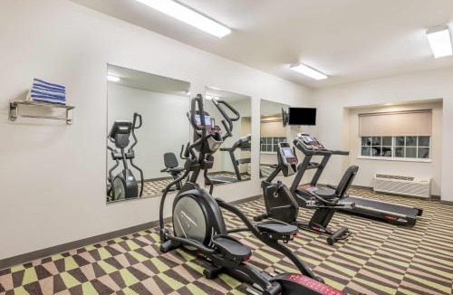 Beaver Falls Hotel | Microtel Inn & Suites by Wyndham Beaver Falls