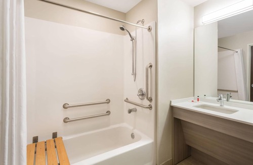 Springville Hotel | Microtel Inn & Suites by Wyndham Springville/Provo