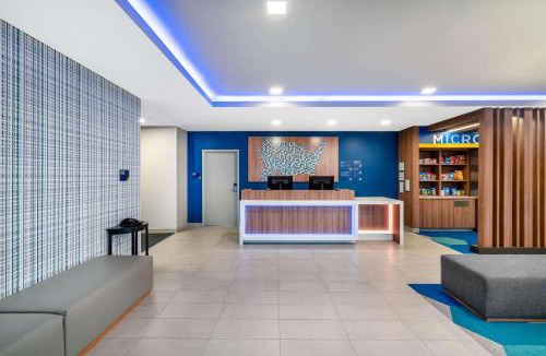 Hot Springs Hotel | Microtel Inn & Suites by Wyndham Hot Springs
