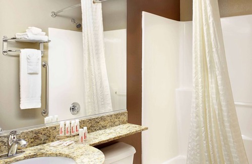 Barton Hotel | Microtel Inn & Suites by Wyndham St Clairsville/Wheeling