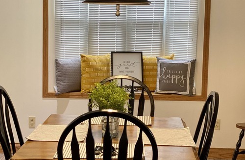 Glen Dale House | Middle Gem-Newly Renovated house with everything you will need. Prime location!