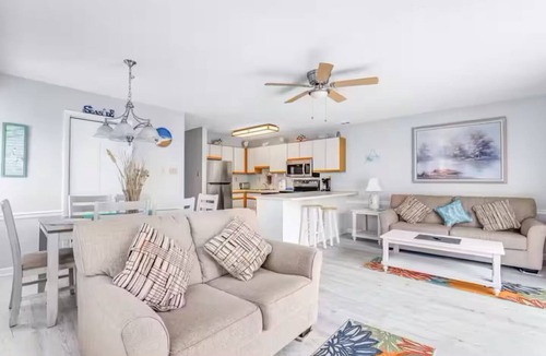 Little Salisbury Condo | Midtown 3 Bedroom OceanSide Condo