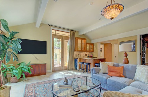 Maple Ridge House | Midtown Mediterranean Oasis
