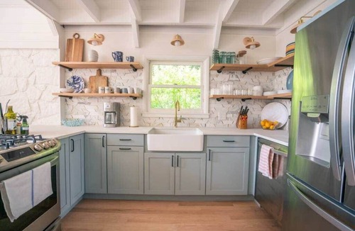 Red Hook House | Milan Hill A-Frame - Charming & Stylish near Rhinebeck