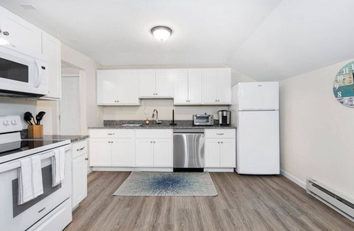 North Hampton Apartment | *Mins to the Beach | Portsmouth | Maine*