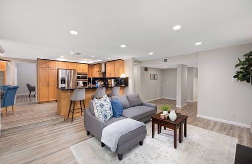 Laguna Hills House | Modern 4B 3BA Home Mins to Laguna Beach