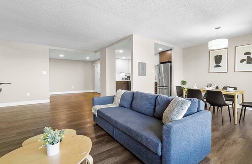 Crystal City Apartment | Modern Apt w/Easy Access to Airport & Metro