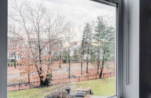 North Cambridge Apartment | Modern Cambridge 1BR w/W/D, Private access to Linear Park by Blueground
