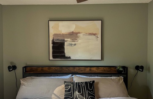 Silver Lake Ski Chalet | Modern chalet, walk to swimming and playground, perfect for families