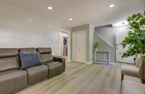 Groton House | Modern Home Minutes to Mystic, Casinos and Ocean