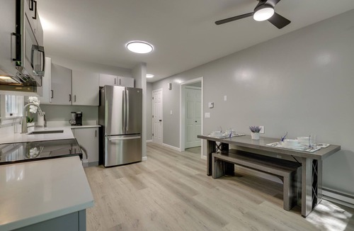 Groton House | Modern Home Minutes to Mystic, Casinos and Ocean