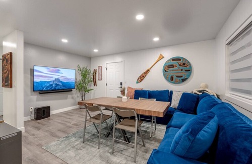 Douglas Apartment | Modern Juneau 2BR | Fast Wi-Fi | Close to Downtown