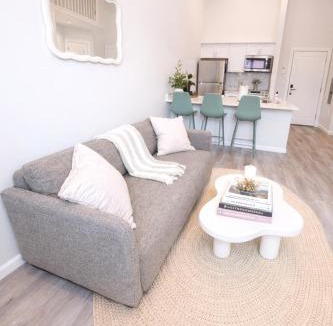 Mill River Apartment | Modern Loft Near Yale Wooster Sq 5 Star Location