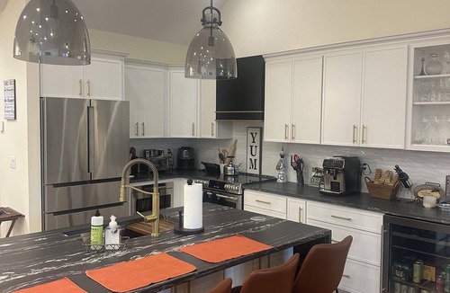 Cromwell House | Modern, Luxurious 3BR New Build in Central CT-stunning and close to everything!