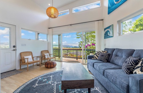 Paia Apartment | Modern ocean view suite walking distance to the coolest beach town in Maui