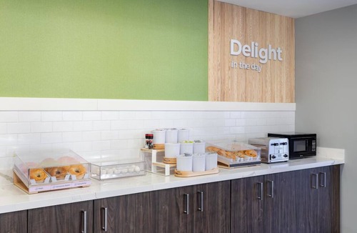 Clarion Hotel | Modern & Peaceful Room for a Serene Stay Near Local Attractions + Free Parking