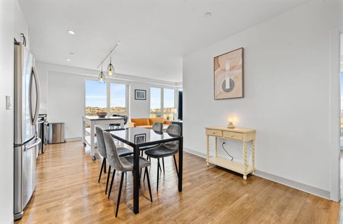 Jamaica Plain Apartment | Modern Penthouse 2BR 2BA Stunning Lake Views