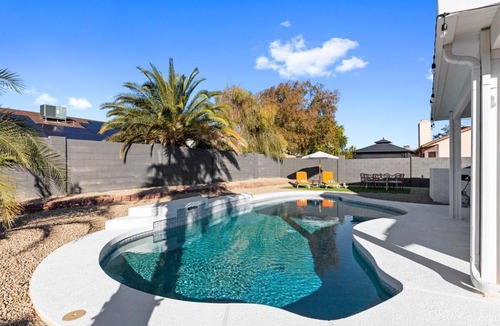 Deer Valley Estates House | Modern Phoenix Home FREE Heated Pool