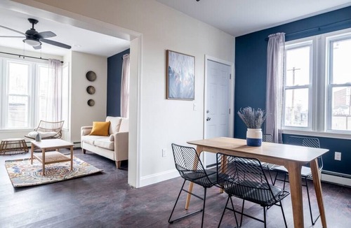 Providence House | ★ Modern Renovation ★ 10-Bedrooms! Perfect For Large Groups!