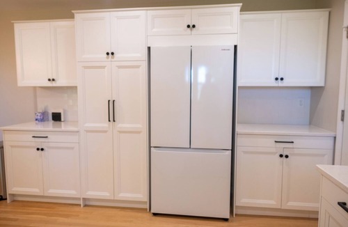 Hudson House | Modern retreat located across from WRA and steps from downtown Hudson.