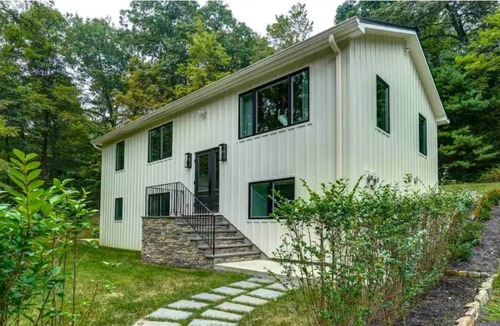 Garrison House | Modern & secluded with a private outdoor hot tub and sauna!