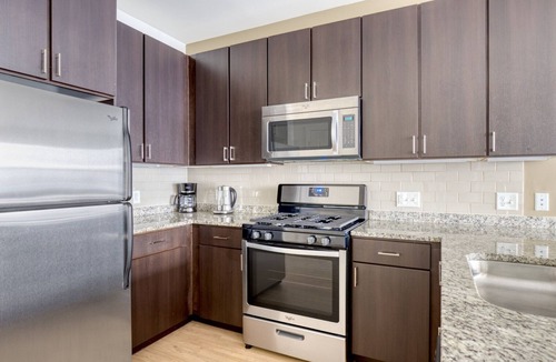 Assembly Square Apartment | Modern Somerville 1BR w/W/D, Gym & Roof, nr Assembly T, by Blueground