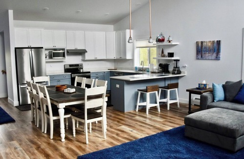 Talkeetna House | Modern Talkeetna Retreat - Tri River home just 2 miles to downtown Talkeetna