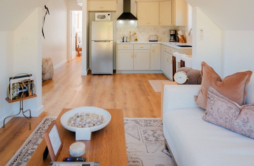 New Plymouth Cabin | Modern Tiny Cabin + Hot Tub | Fire Pit in the Hocking Hills!
