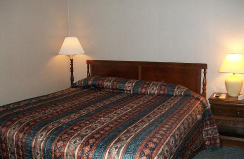Cooperstown Hotel | Mohican Motel