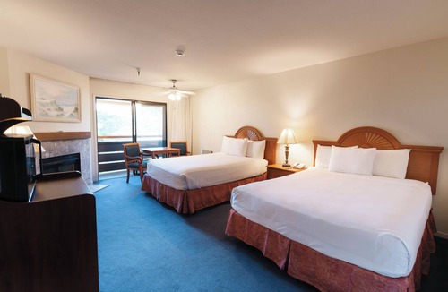 Pacific Grove Hotel | Monarch Resort