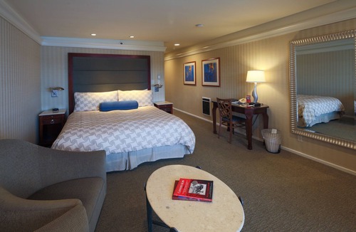 Monterey Hotel | Monterey Bay Inn