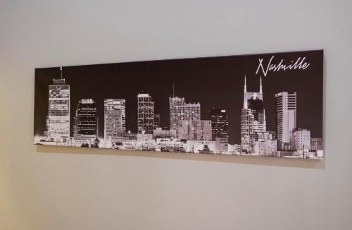 Nashville House | Monthly Rental Property, 30 plus days or more- Send us a message for more details!