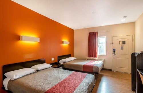 Bell Gardens Hotel | Motel 6 Bell Gardens, CA - Los Angeles