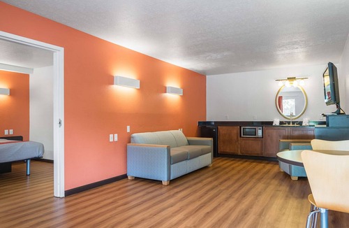 Columbus Hotel | Motel 6 Columbus, OH - OSU
