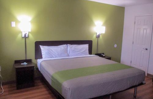 North Olmsted Hotel | Motel 6-North Olmsted, OH - Cleveland