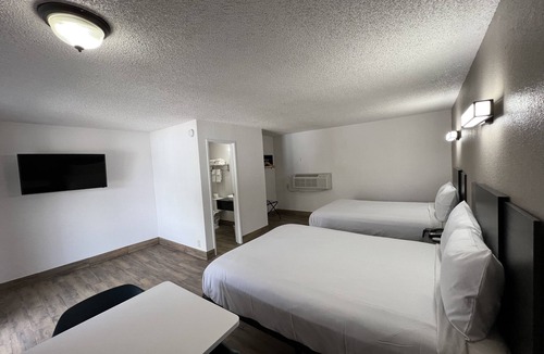 Anaheim Hills Hotel | Motel 6 Orange, CA - Anaheim