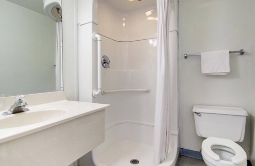 Owensboro Hotel | Motel 6 Owensboro, KY