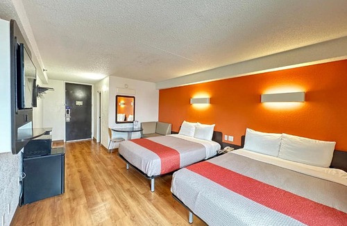 Springfield Hotel | Motel 6-Springfield, DC - Washington Southwest