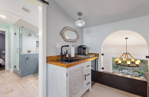 Charleston House | Mountain Escape Pickleball Sauna Hot Tub Views
