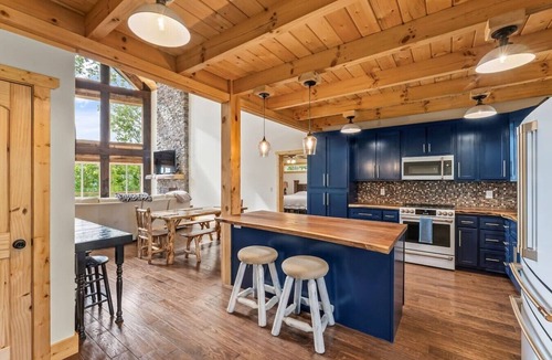 Morganton House | Mountain Jam
