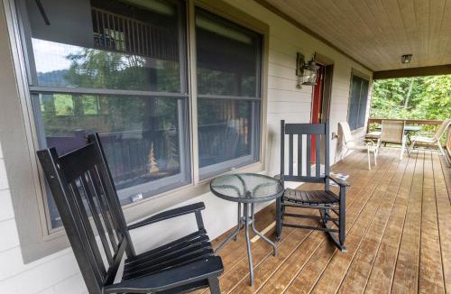 Apple Ridge House | Mountain Melody