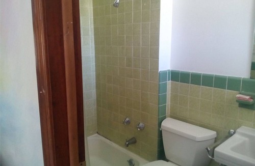 Mount Storm Hotel | Mountaineer Motel
