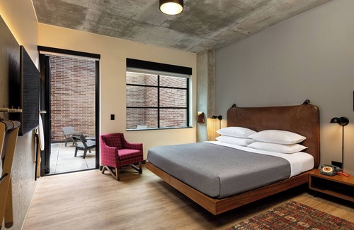 Downtown East Hotel | Moxy Minneapolis Downtown