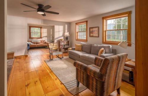 East Burke House | Mtn Views: Colonial Home on Kingdom Trails!