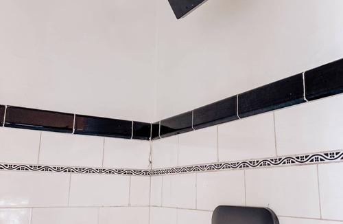 Peru Apartment | Mugivan Manor Studio Apartment