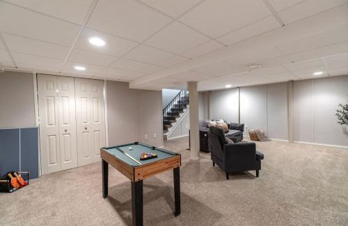 Nall Hills House | Nall Hills Gem! Great location & new interior!