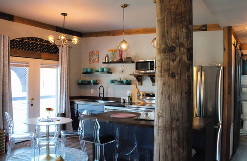 Creola Cabin | Nature Cabin Access to Swimming Hole Sauna 3 mi from Hocking Hills St Pk