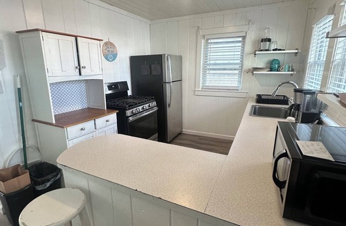 Hampton Hotel | Nautical Beach Properties