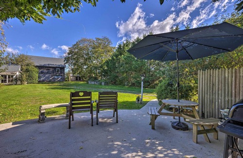 Cutchogue House | Near Wineries: Historic North Fork Farmhouse!